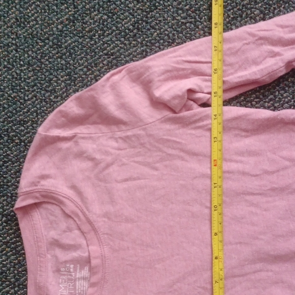 Heathered pink long sleeve shirt crew neck size small *flawed* - Picture 8 of 15